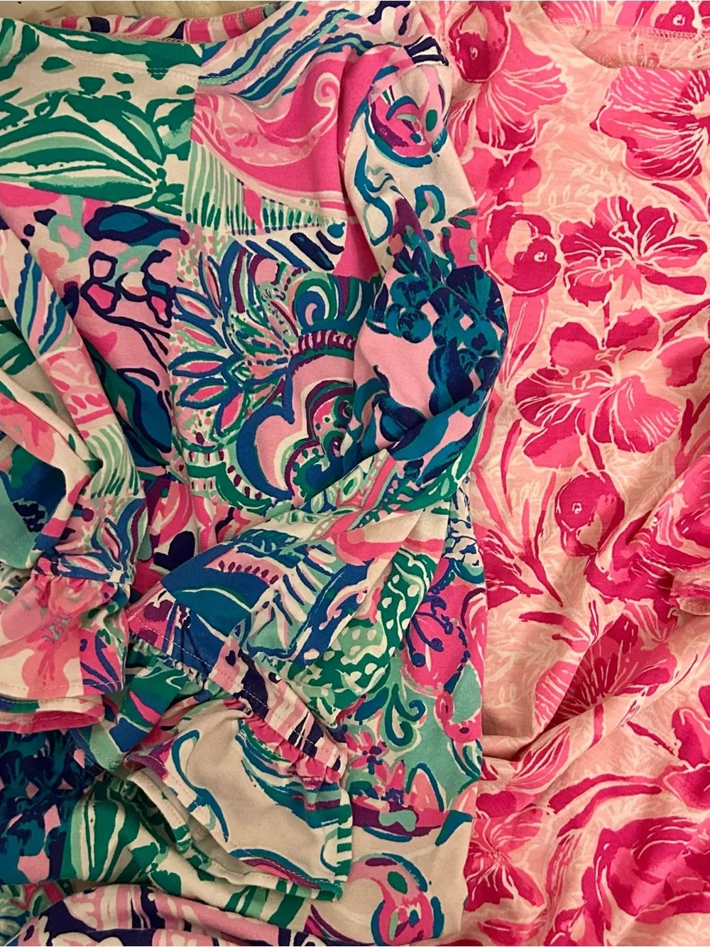 2️⃣ Lilly Pulitzer Pink & Blue Floral Dresses
